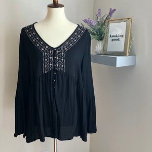 Knox Rose Embroidered V-Neck Blouse Size XL